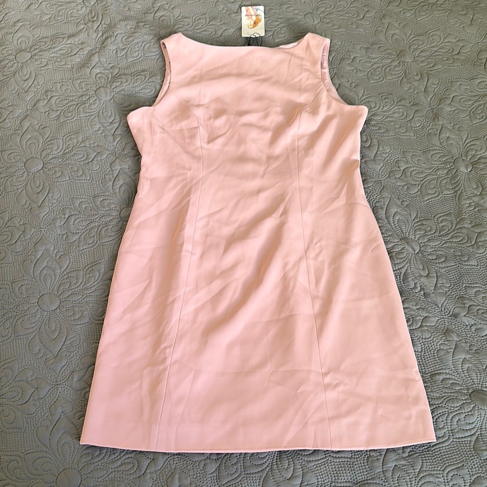 Chic Pink Sleeveless Mini Dress